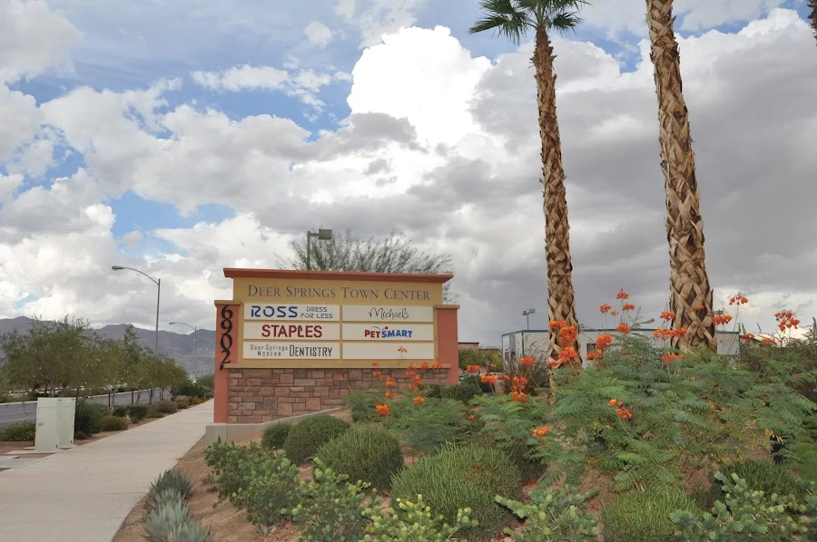 Deer Springs Modern Dentistry Picture 6