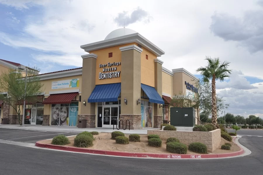 Deer Springs Modern Dentistry Picture 5