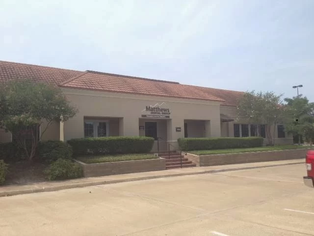 Matthews Dental Group Picture 1