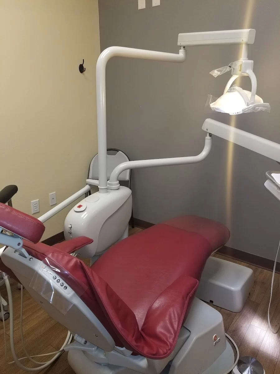 Floss Dental & Orthodontics Picture 2