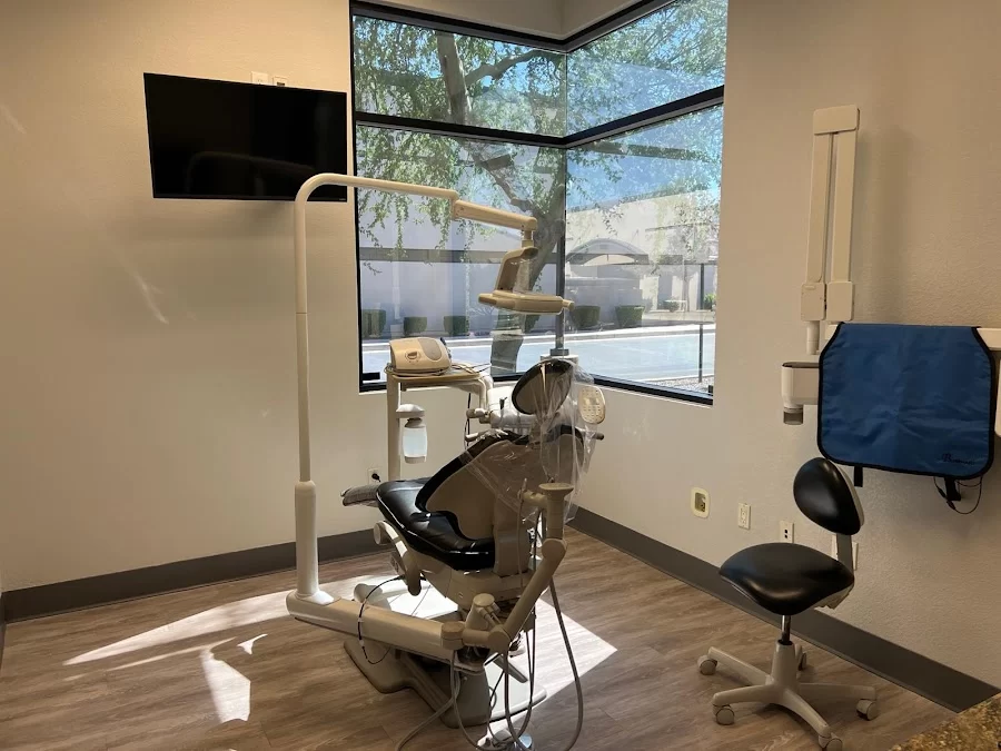 Valencia Dental Care Picture 1