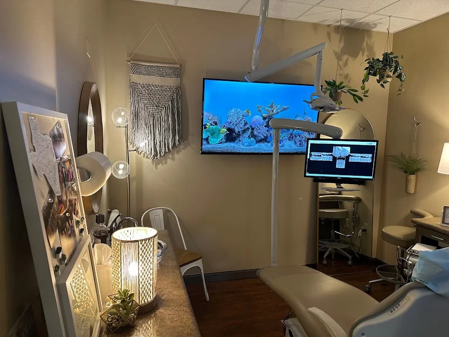 Dr. Black and Dr. Dickson Dental Care Picture 2