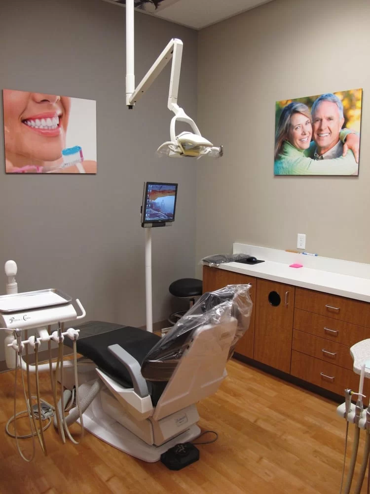Desert Springs Dental Care Picture 5