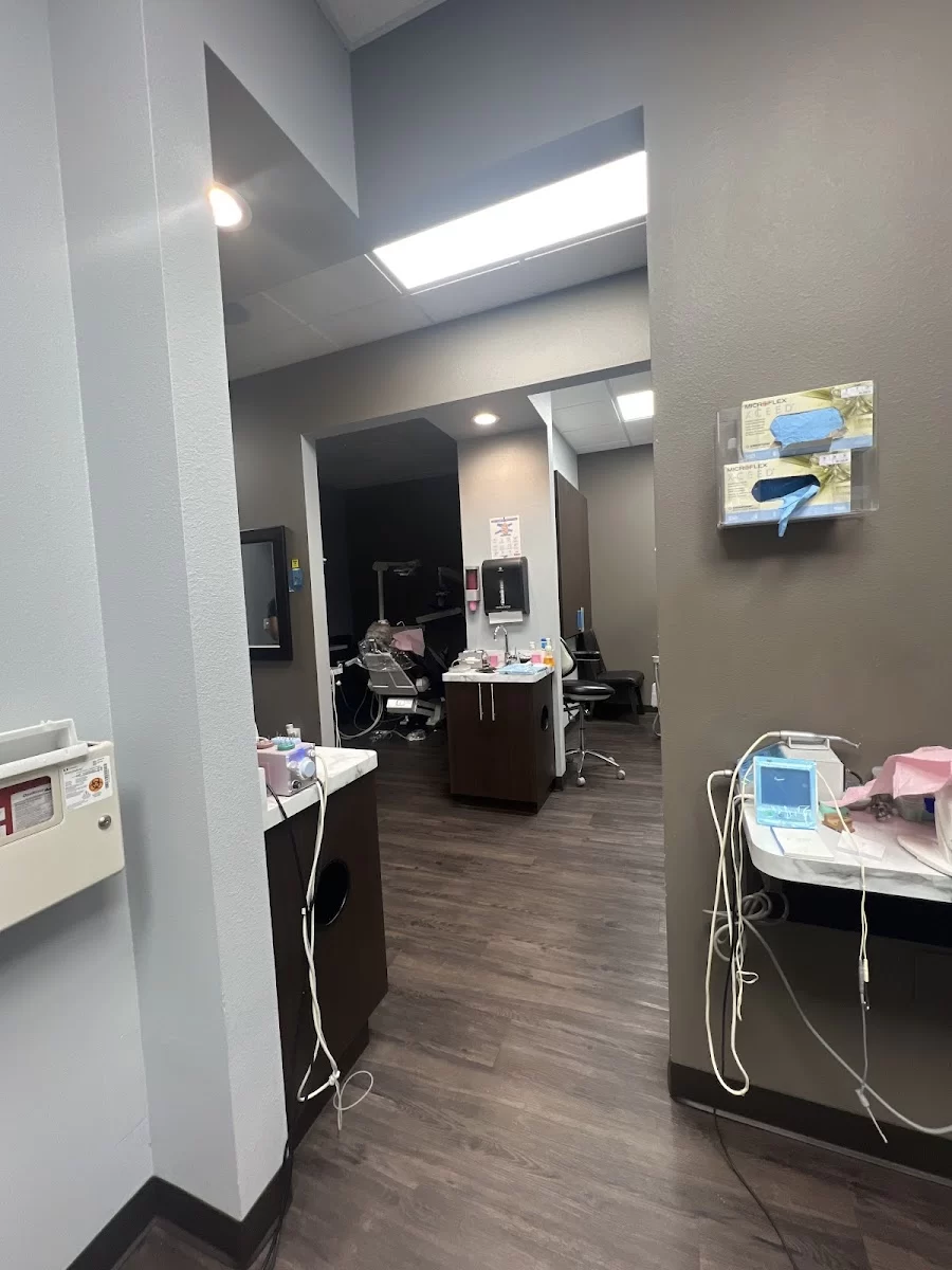 Apex Endodontics of Las Vegas Picture 2