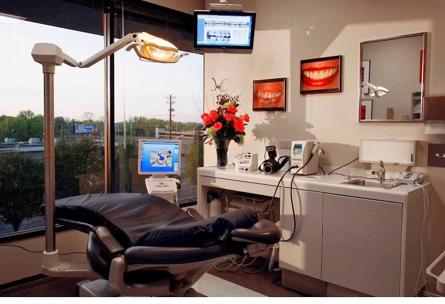 Accent Smile Center Picture 3