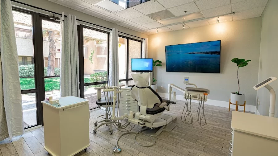 JB White, DDS | Cosmetic Dentist | Dental Implants Picture 3