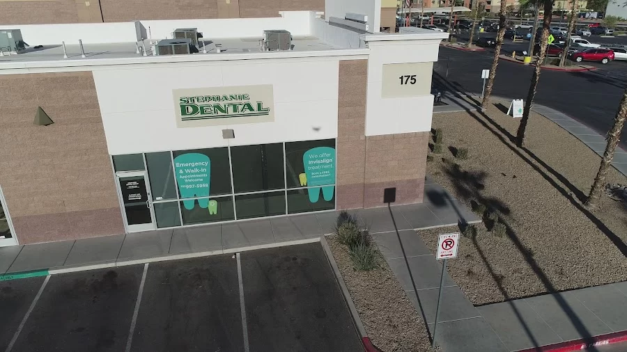 Stephanie Dental Group Picture 3