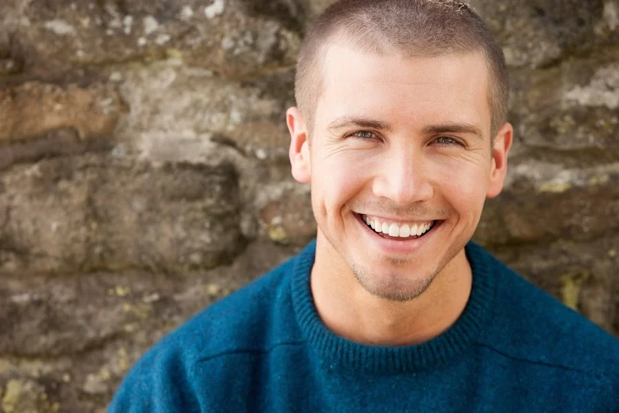 Green Dental Health and Aesthetics Picture 9