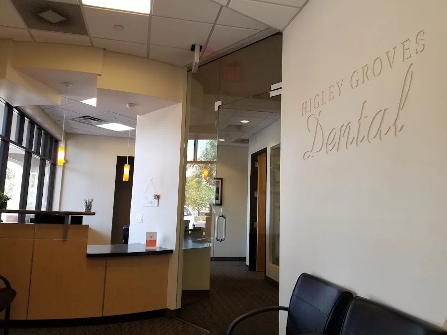 Higley Groves Dental Picture 1