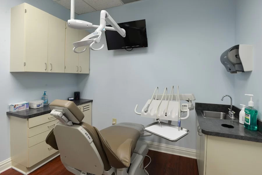 Riccobene Associates Family Dentistry Picture 2