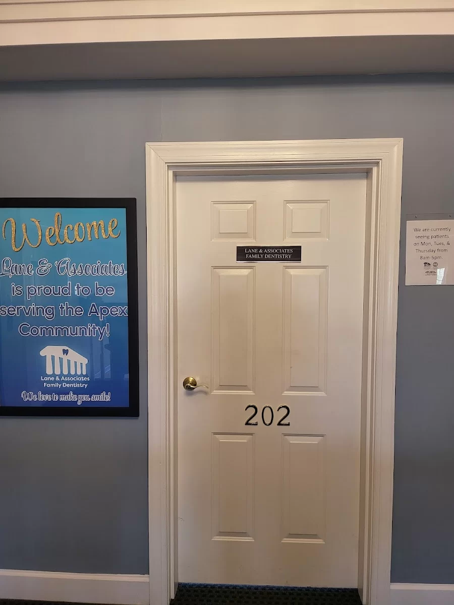 Lane & Associates Family Dentistry - Apex Picture 1