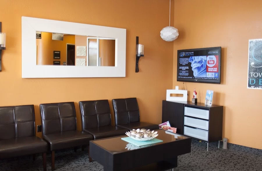 Town Square Dental & Orthodontics Picture 5