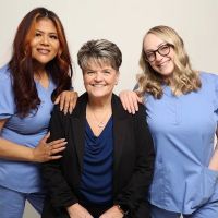 Bhat & Associates Children's Dentistry ico