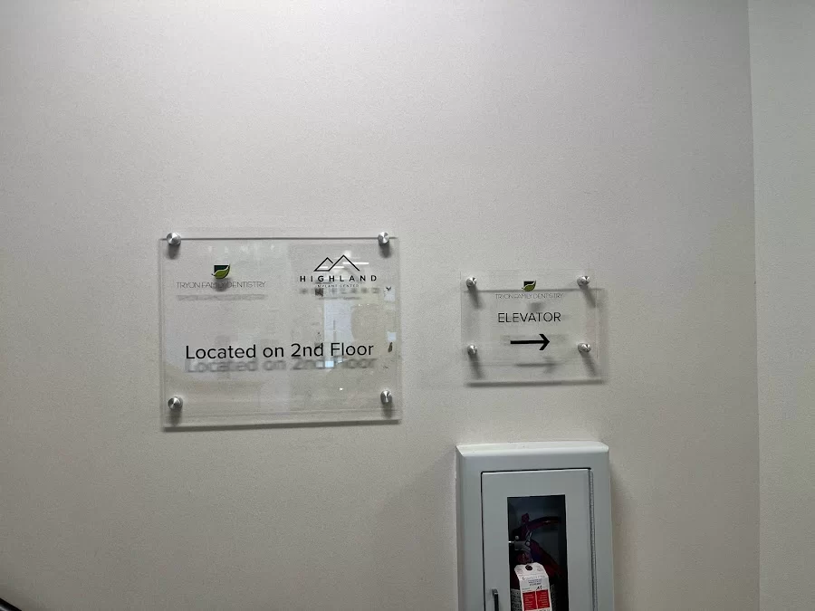 Highland Implant Center Picture 5
