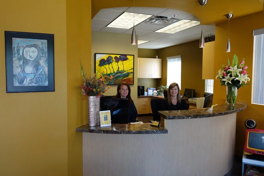 Mona Lisa Dental Picture 2