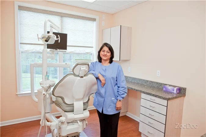 Dr. Rita Solanki Picture 8