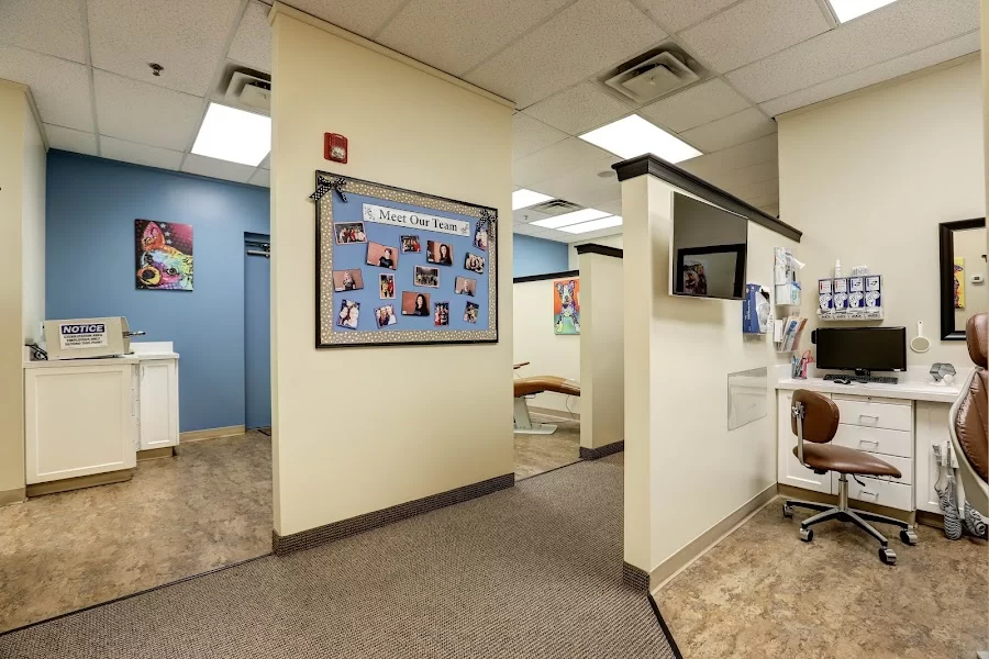 Glovsky Orthodontics Picture 3