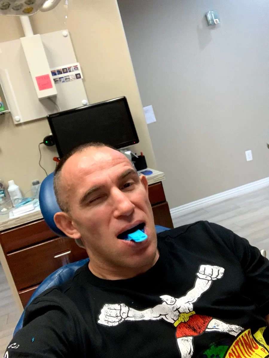 5 Star Dental Implant & Cosmetic Dentistry Picture 7