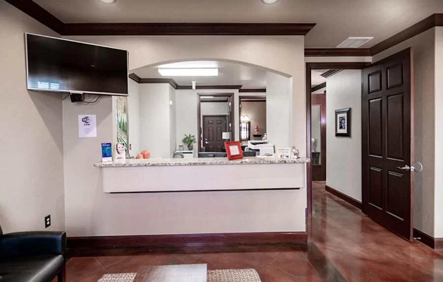 Edmond Dental Center: Michael Chandler, DDS Picture 9