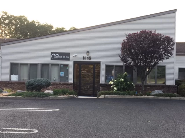 Susskind Dental - Dr. Steven P. Susskind Picture 1