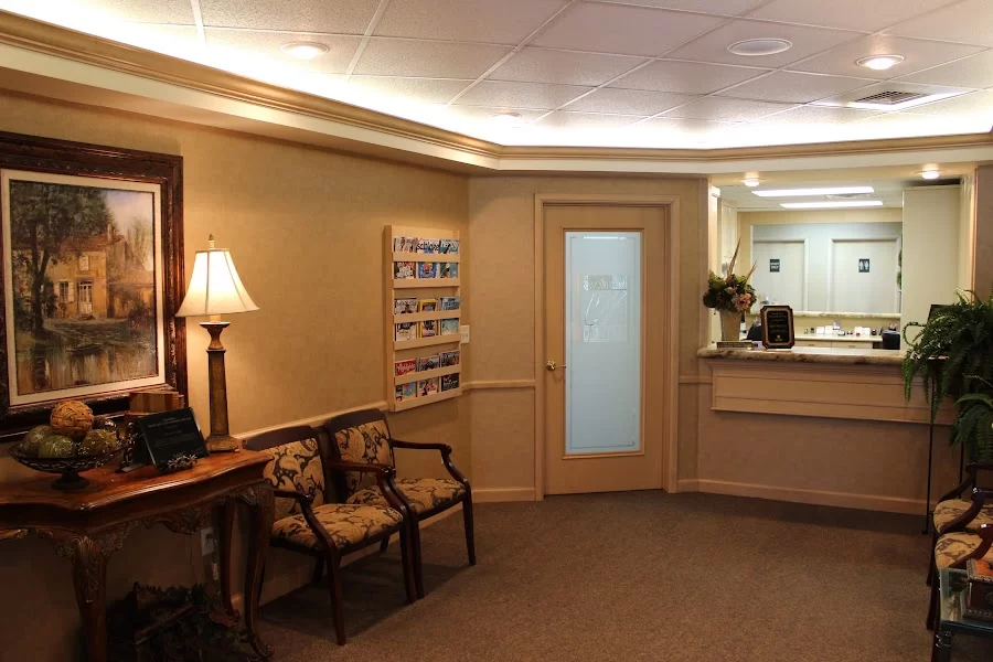 Warr Dental Picture 6