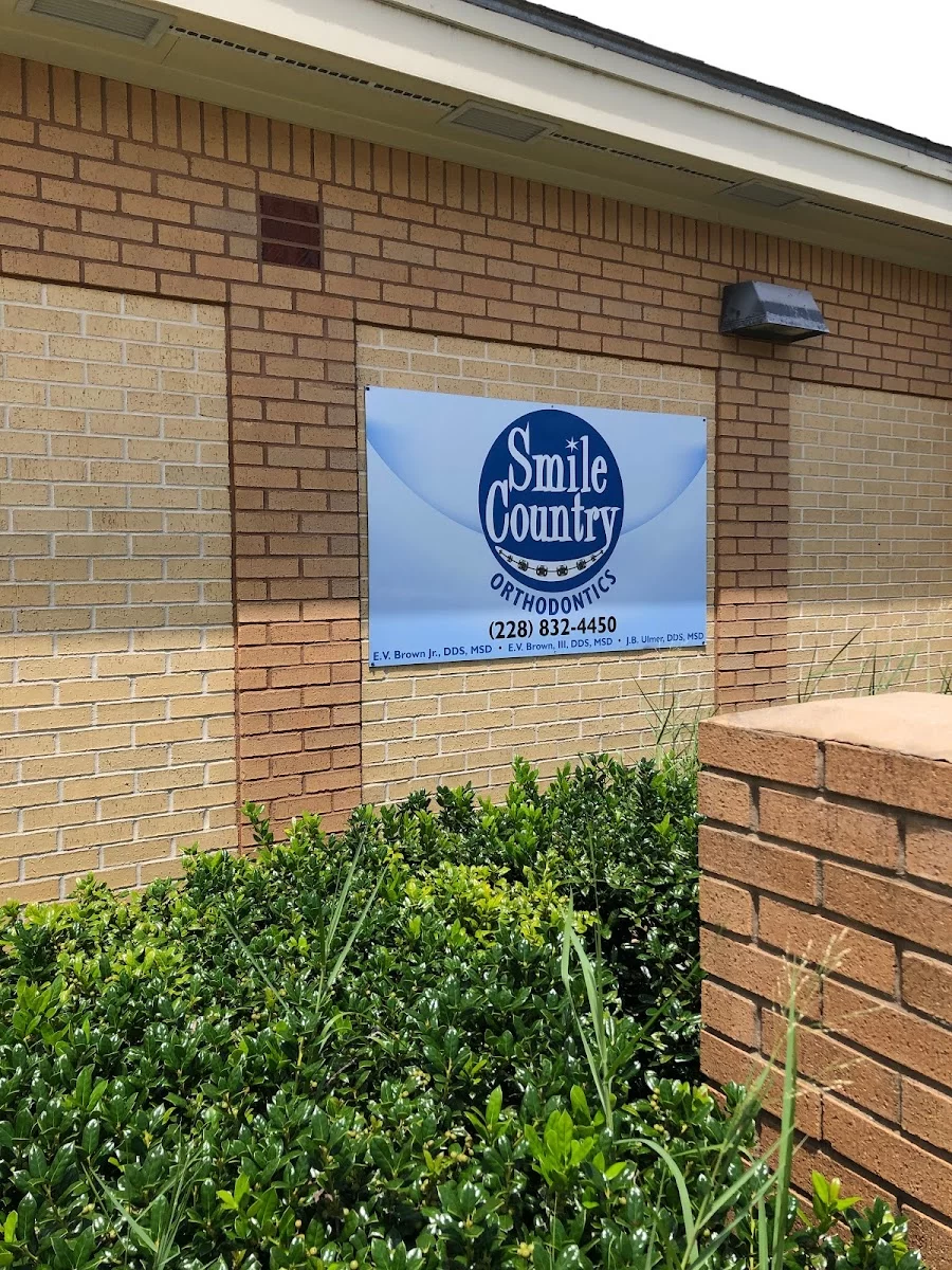 Smile Country Orthodontics Picture 1