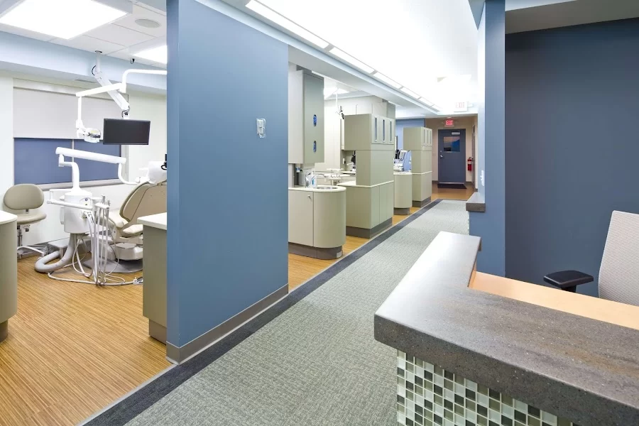 Town Dental - Excelsior Picture 4