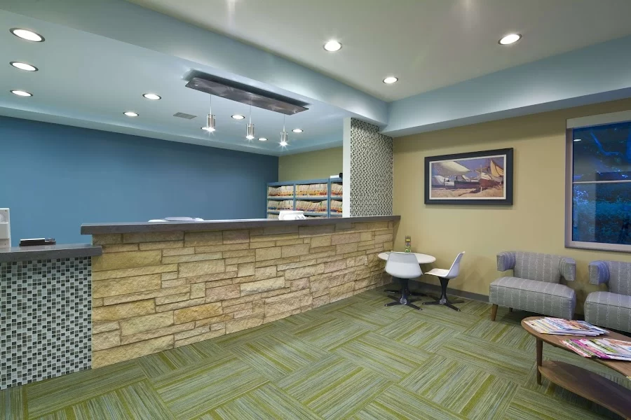 Town Dental - Excelsior Picture 7