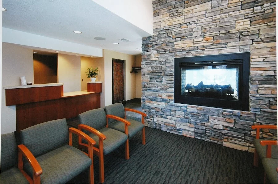 Sapphire Family Dental (Dr. Amy Chi, Dr. Emily Allen & Dr. Steven Rzepecki) Picture 4