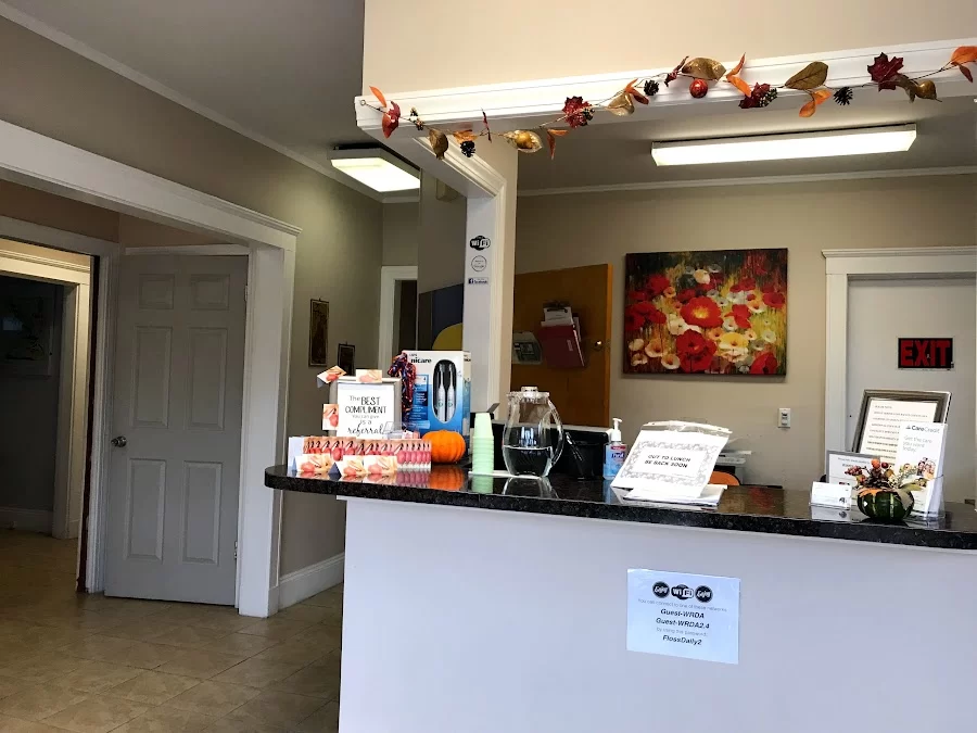West Roxbury Dental Arts Picture 5
