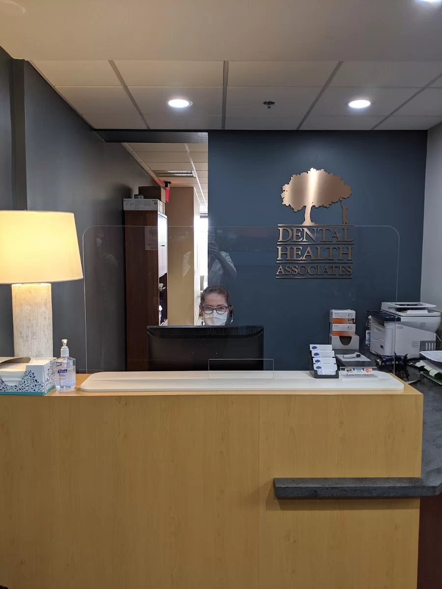 Dental Health Associates - Downtown Clinic Picture 2