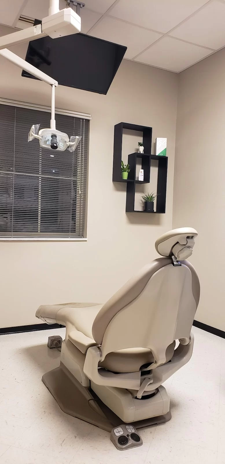 Parkmeadow Dental: Yvonne C. Rosado, DDS Picture 8