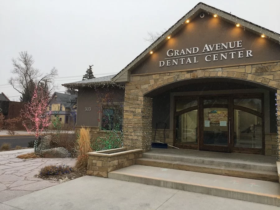 Grand Avenue Dental Center Picture 5