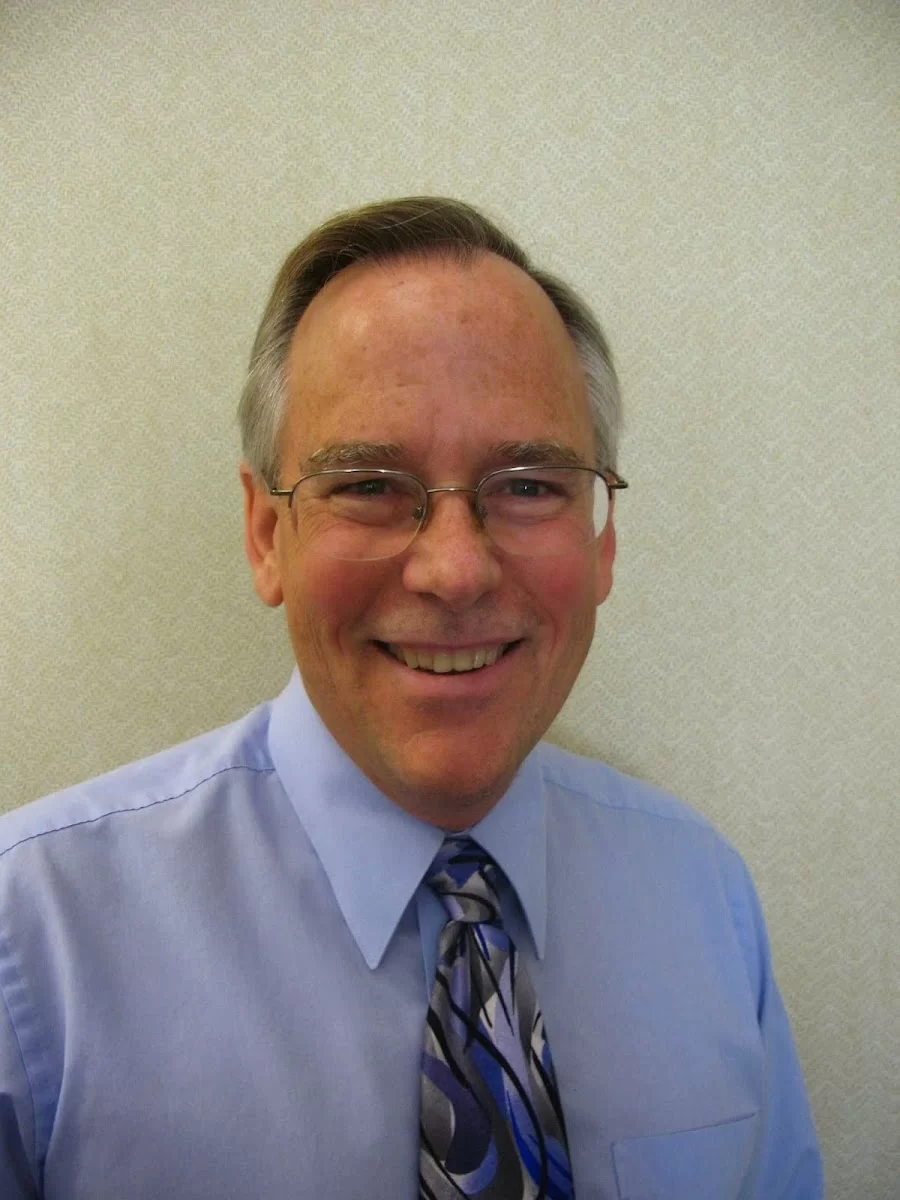 Serramonte Dental Offices: Stephen West DDS Picture 1