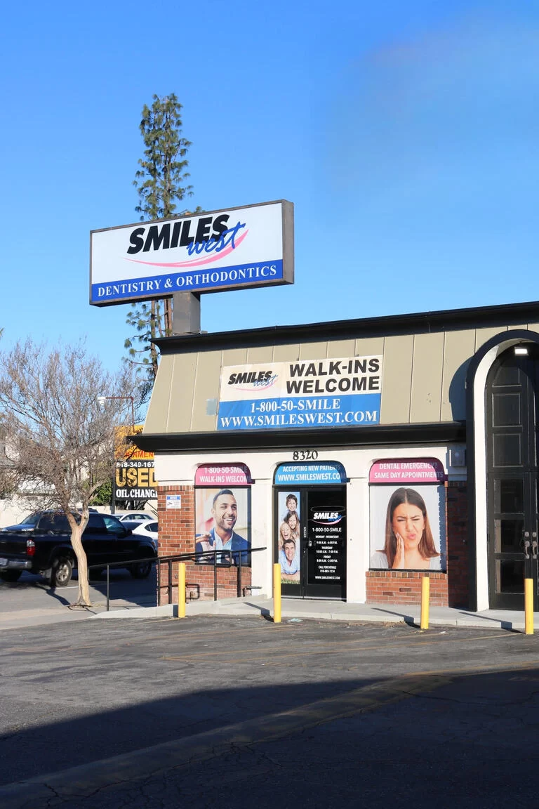 Smiles West - Canoga Park Picture 3