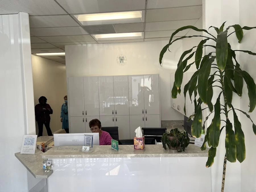 Caring Tooth Dental Clinic Northridge Picture 2