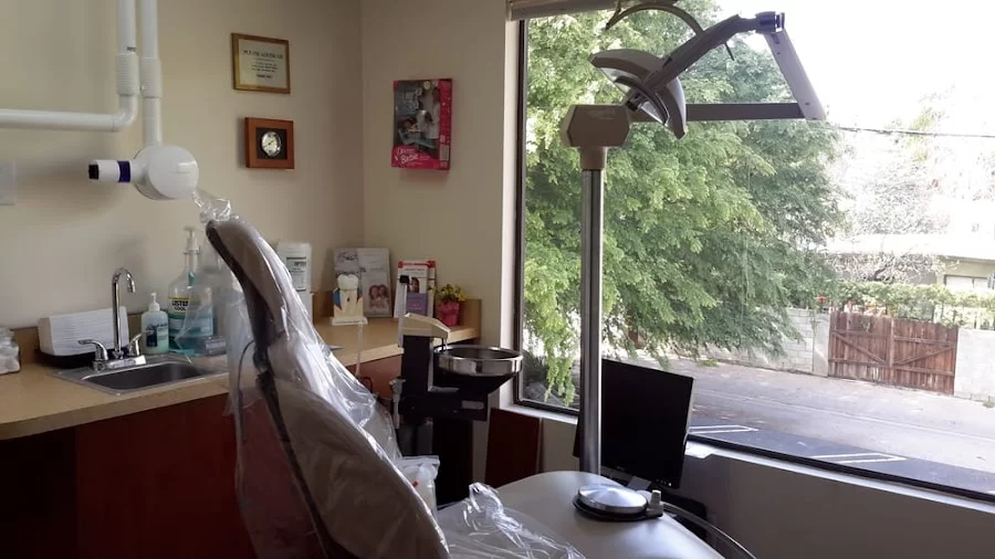 Daniel E. Cronk, DDS, Inc Picture 7