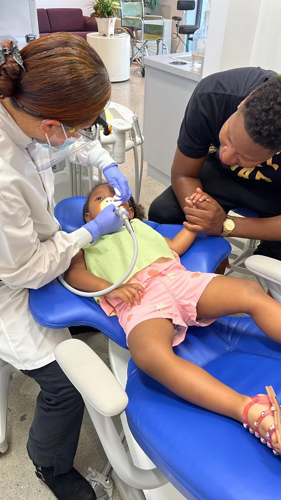 Harbor Dental Associates Picture 10