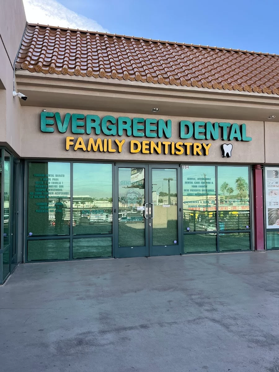 Evergreen Dental Inc Picture 1