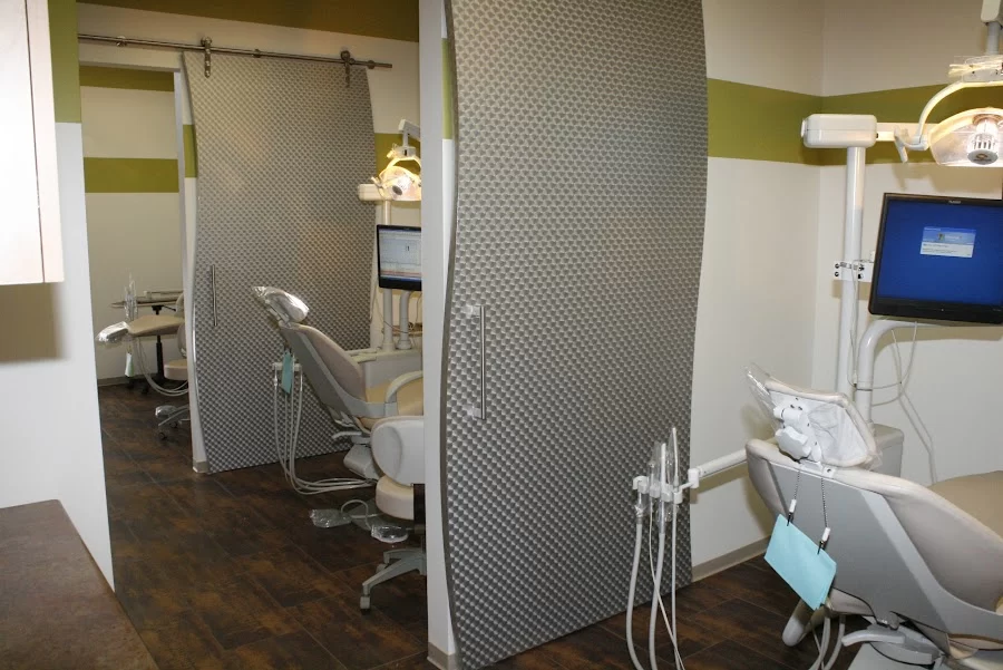 Monrovia Modern Dentistry Picture 7