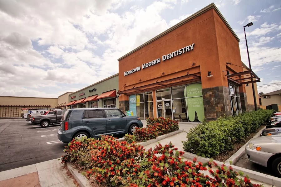 Monrovia Modern Dentistry Picture 9