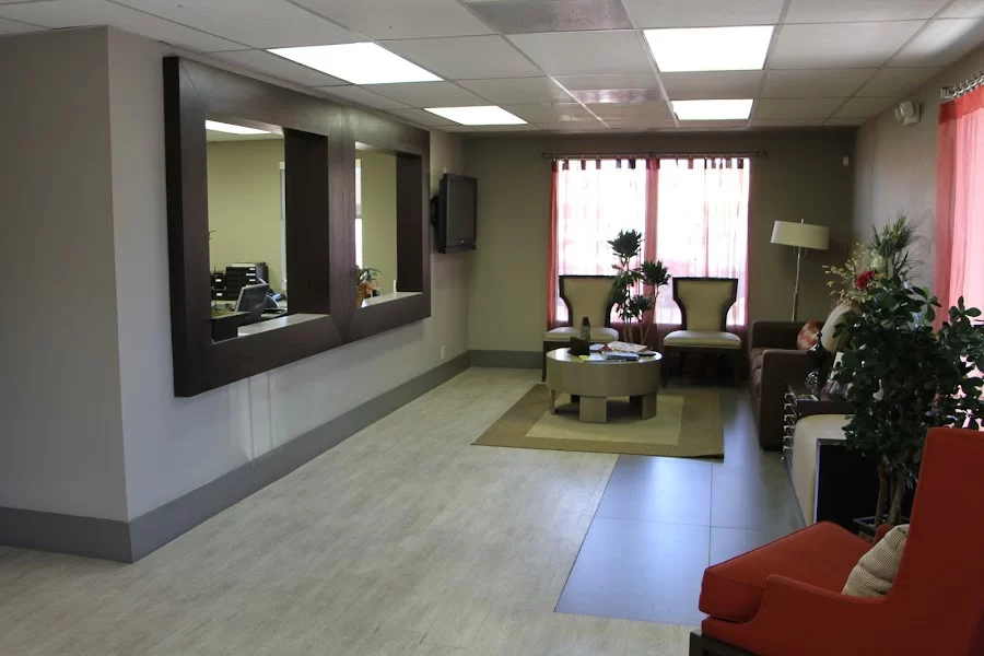 Dr Azimi DDS Picture 1