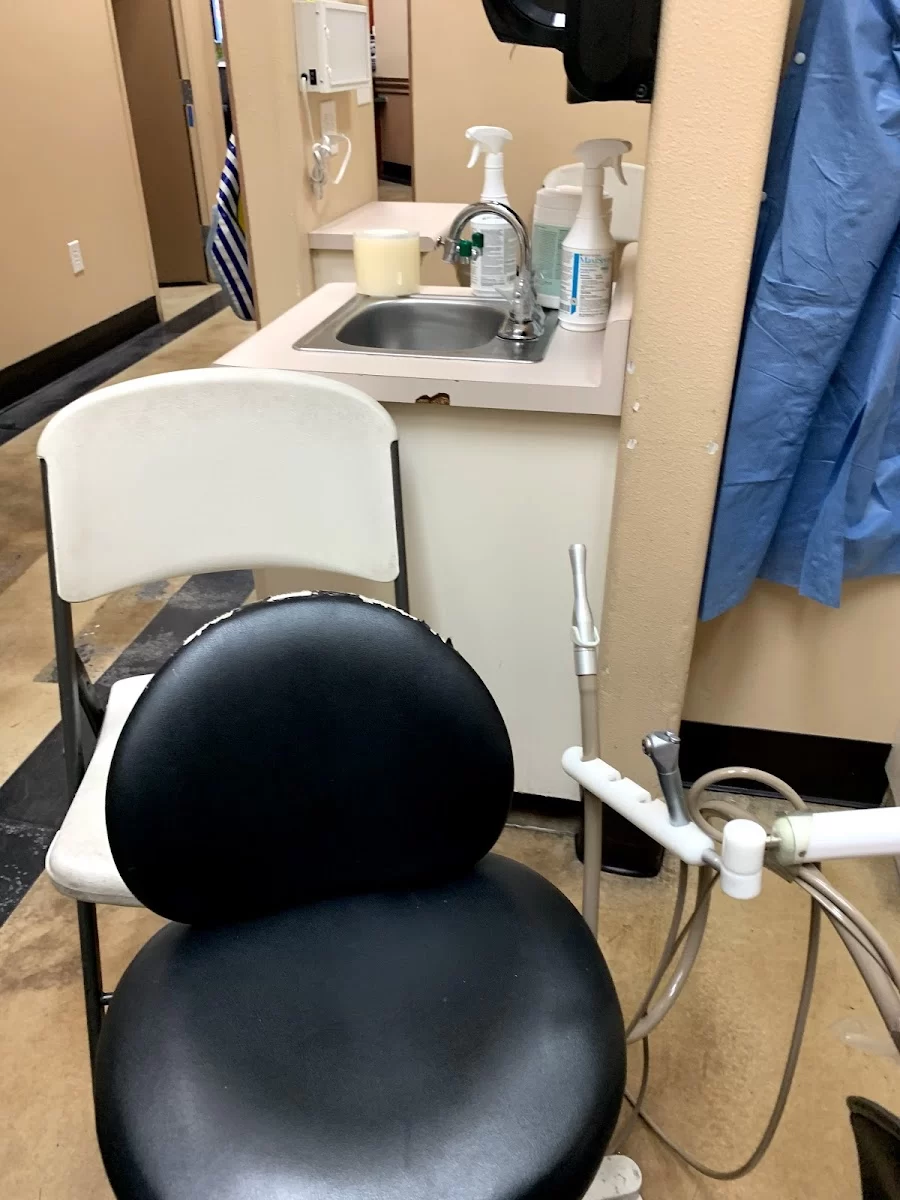 Absolute Dental - Nellis Picture 5