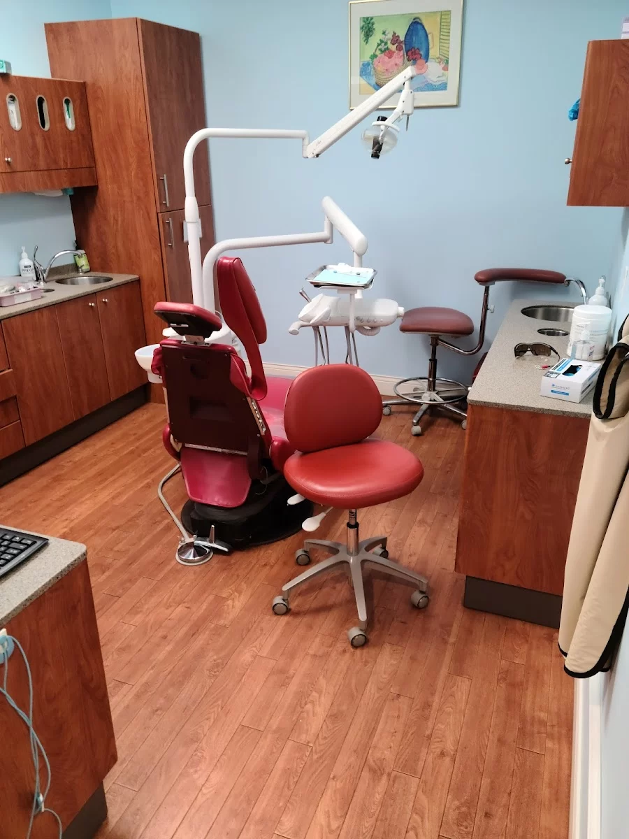 Uncasville Dental Associates Picture 6