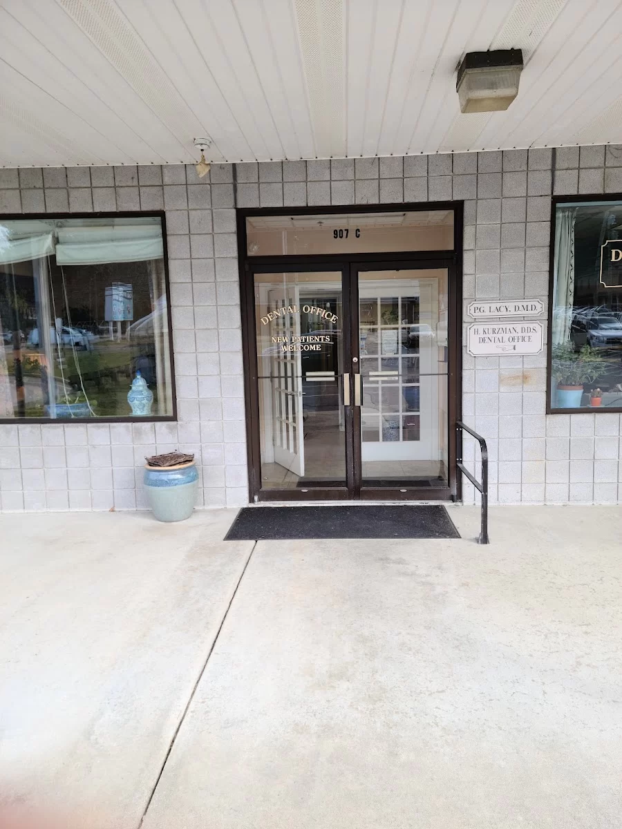Uncasville Dental Associates Picture 7