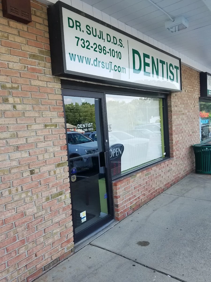 Livy Dental Picture 6