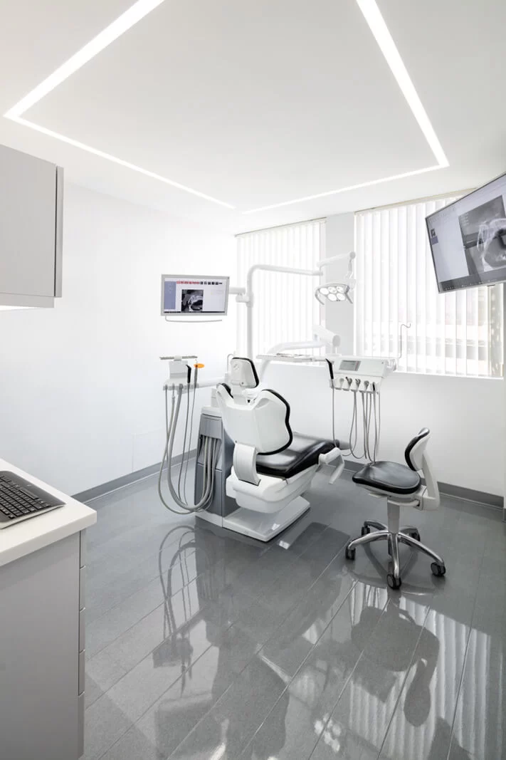 MD Periodontics of Beverly Hills Picture 6