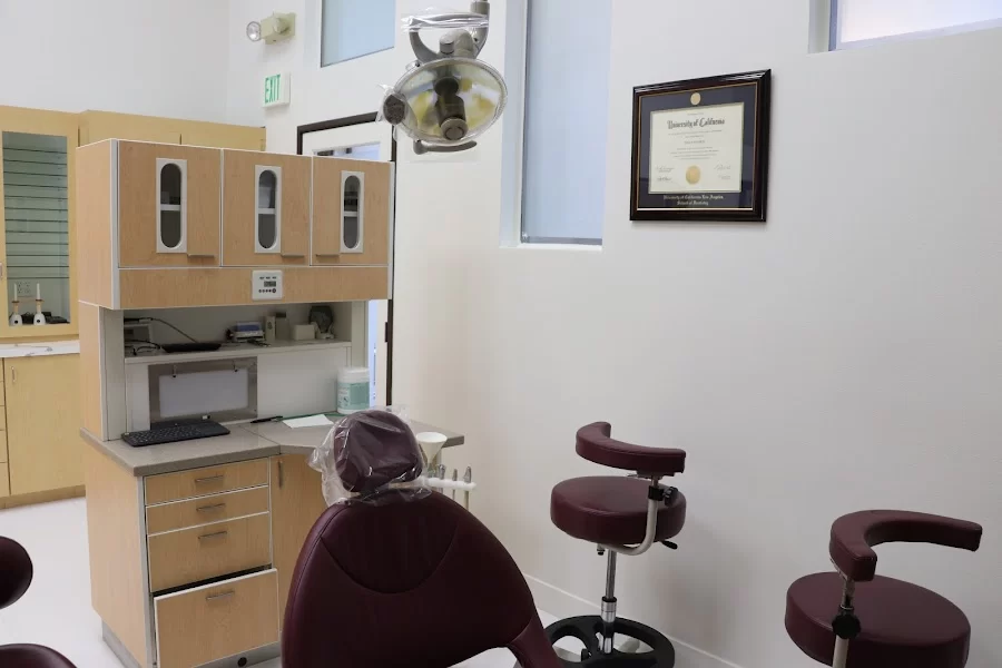 Elegant Smile Dental Picture 4