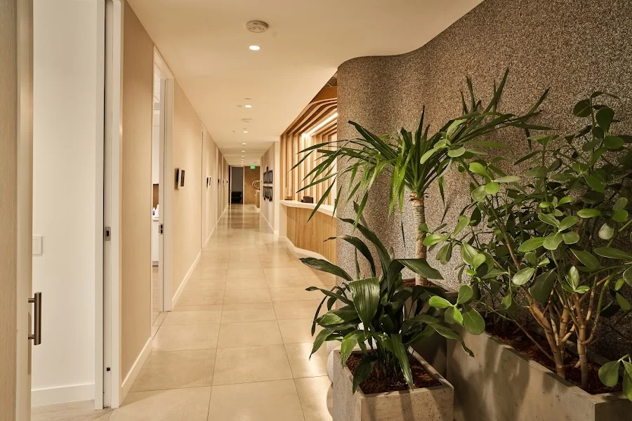 Santa Monica Center for Oral Surgery and Dental Implants Picture 5