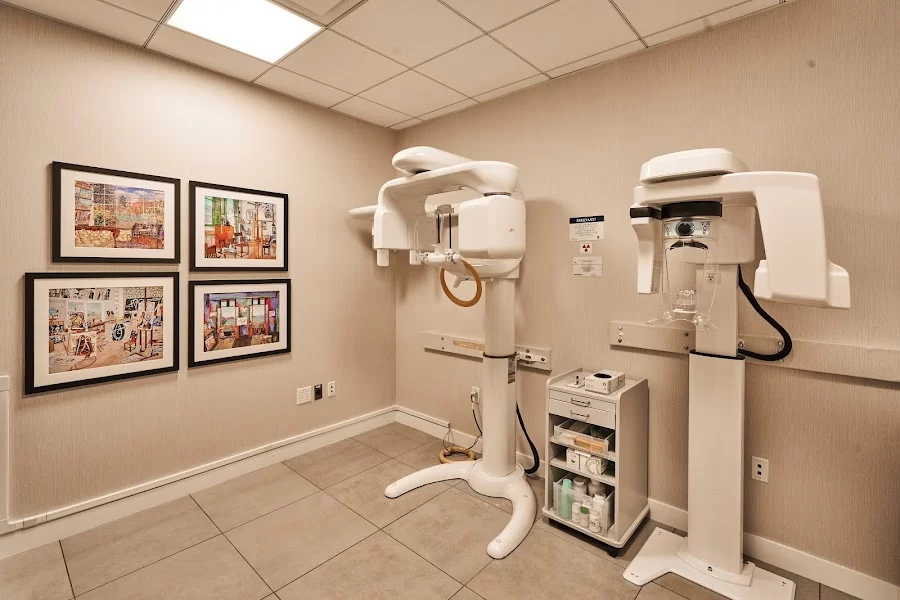 Santa Monica Center for Oral Surgery and Dental Implants Picture 4
